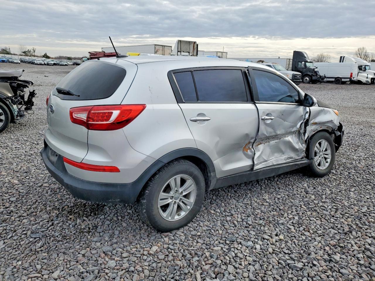 2012 Kia Sportage Base - Фото 3