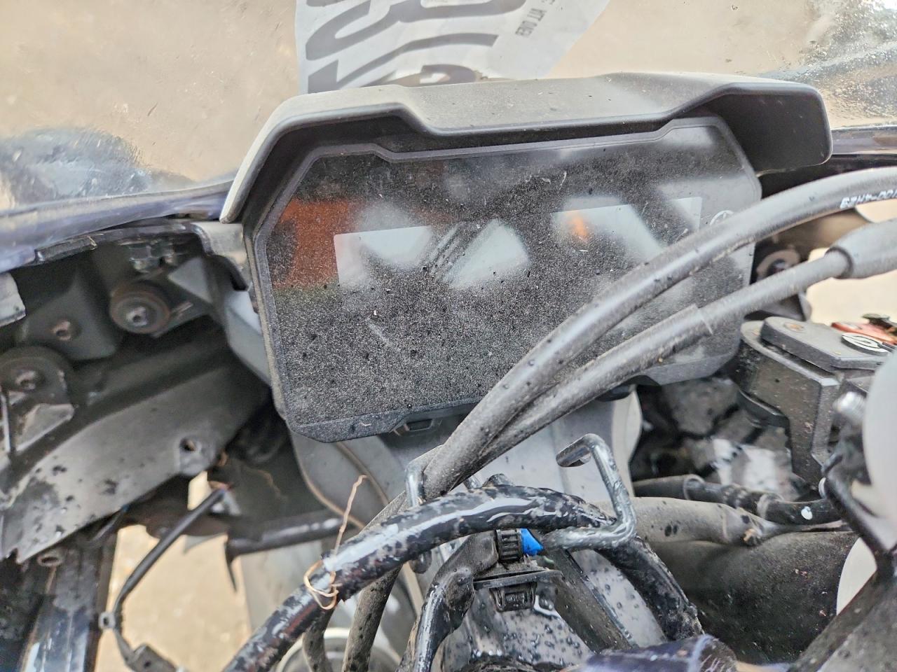 2025 Yamaha Yzfr7 - Image 7