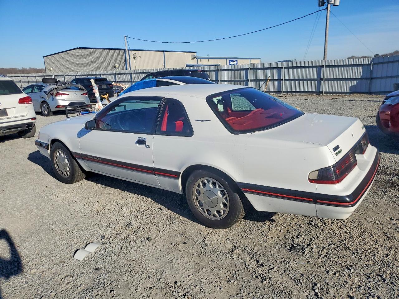 1988 Ford Thunderbird - Image 2