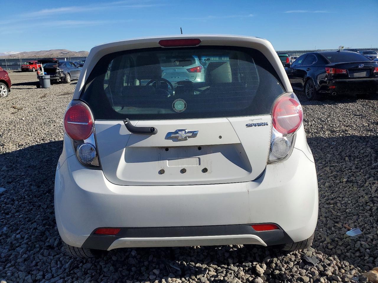 2014 Chevrolet Spark 1Lt - Фото 6