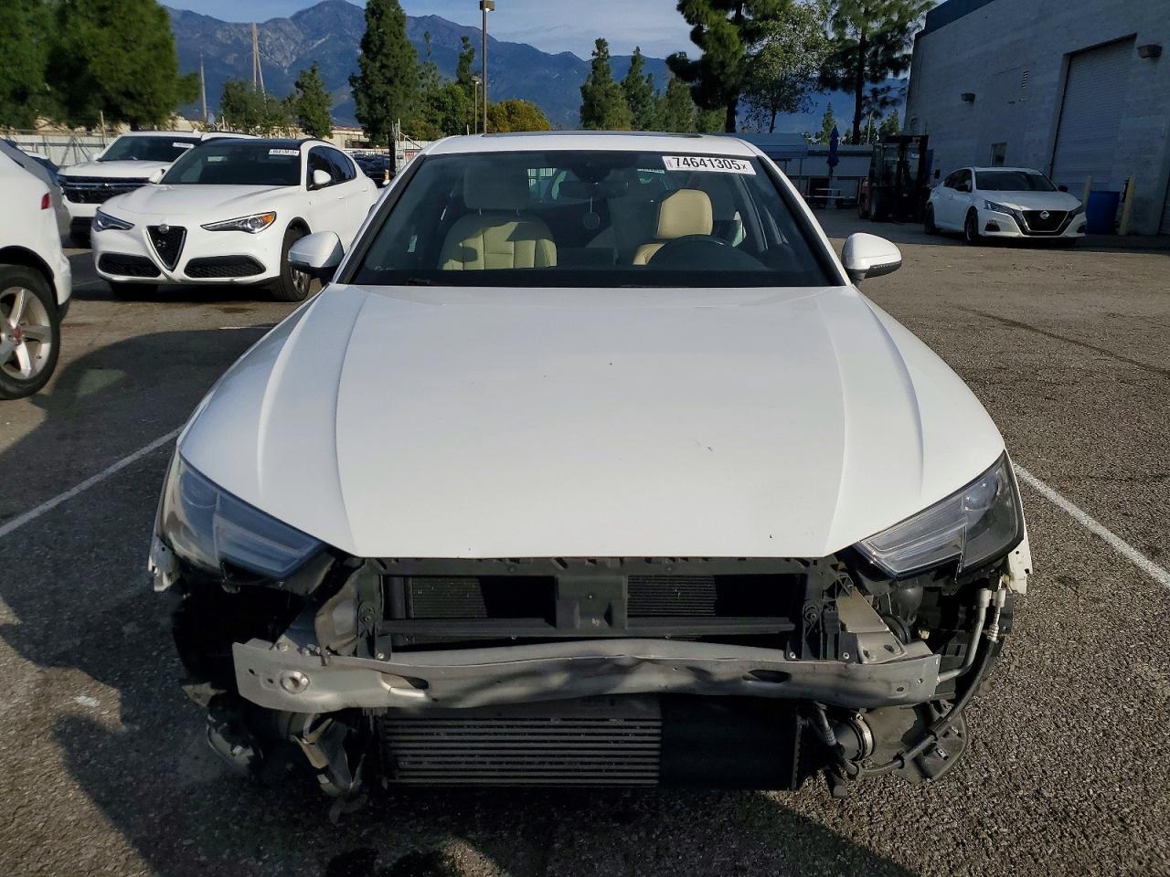 2017 Audi A4 Premium - Фото 5