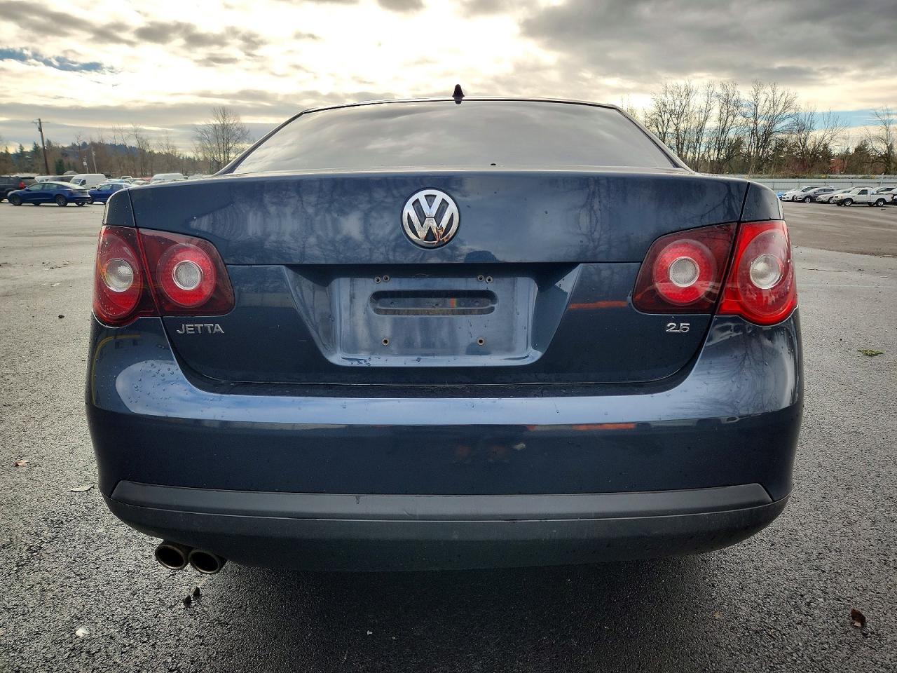 2010 Volkswagen Jetta S - Фото 6
