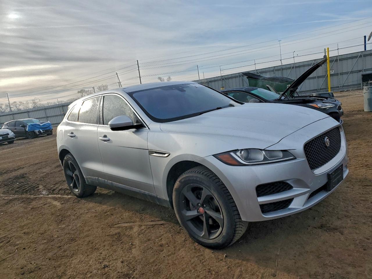 2019 Jaguar F-Pace - Image 4