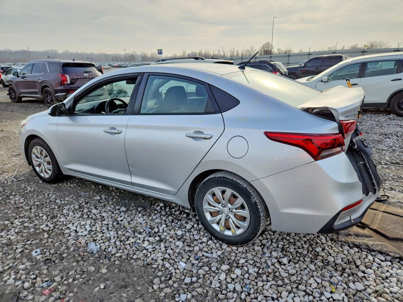 2019 Hyundai Accent Se - Image 2