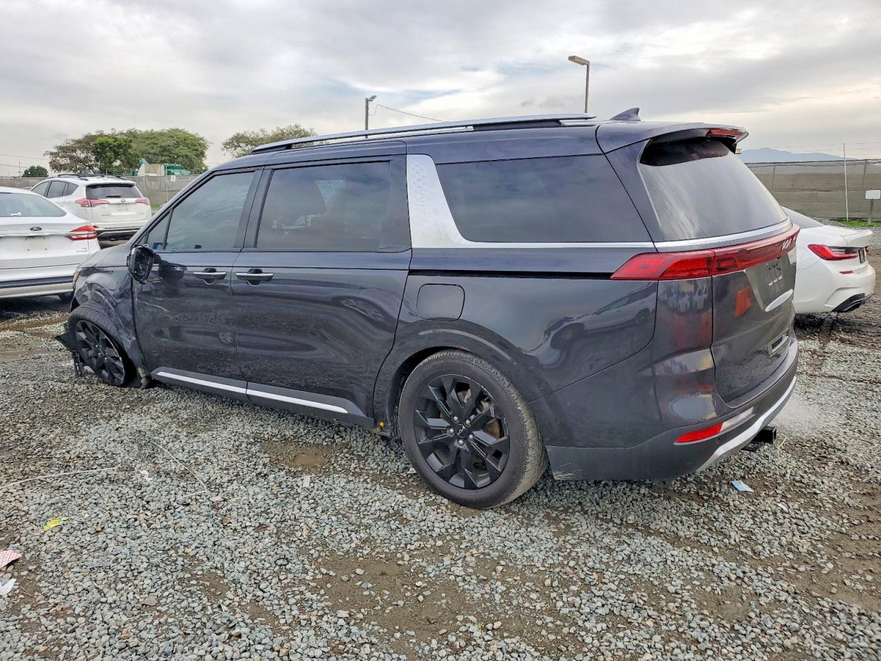 2022 Kia Carnival Sx Prestige - Image 2