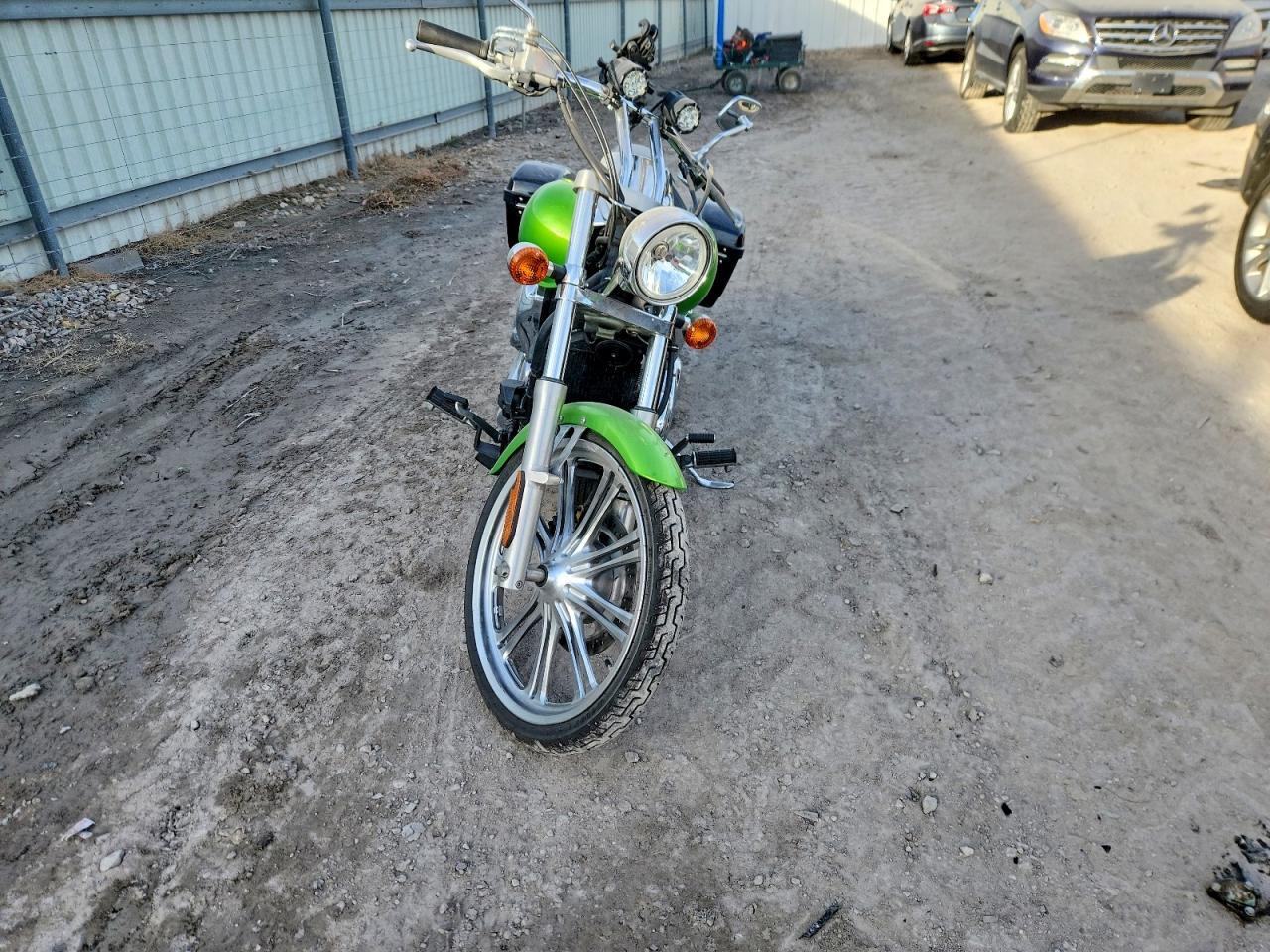 2008 Kawasaki Vn900 C - Фото 2