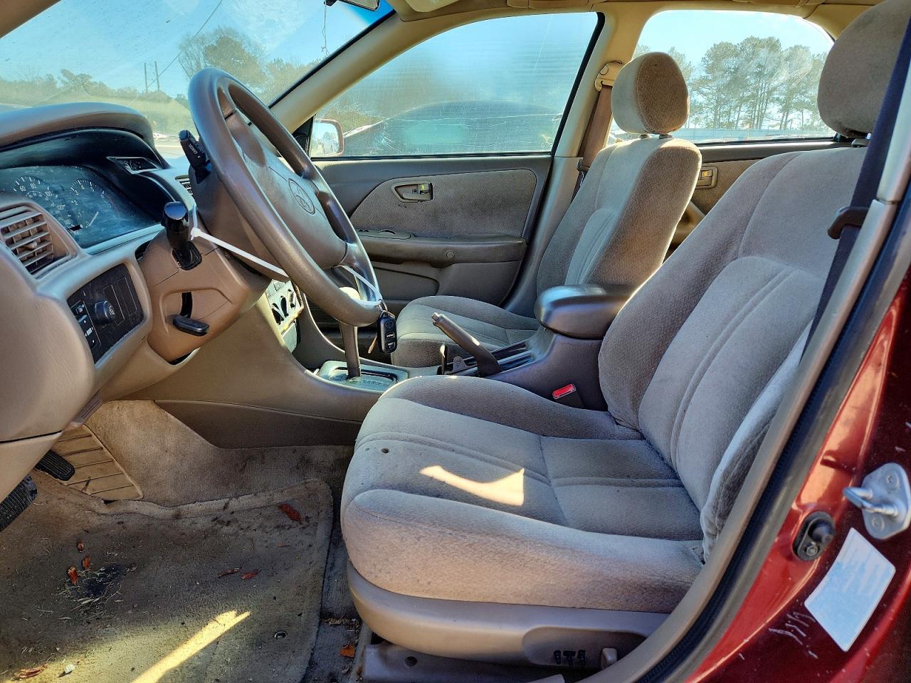 2001 Toyota Camry Ce - Фото 7