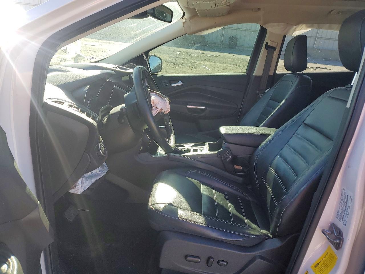 2018 Ford Escape Titanium - Image 7