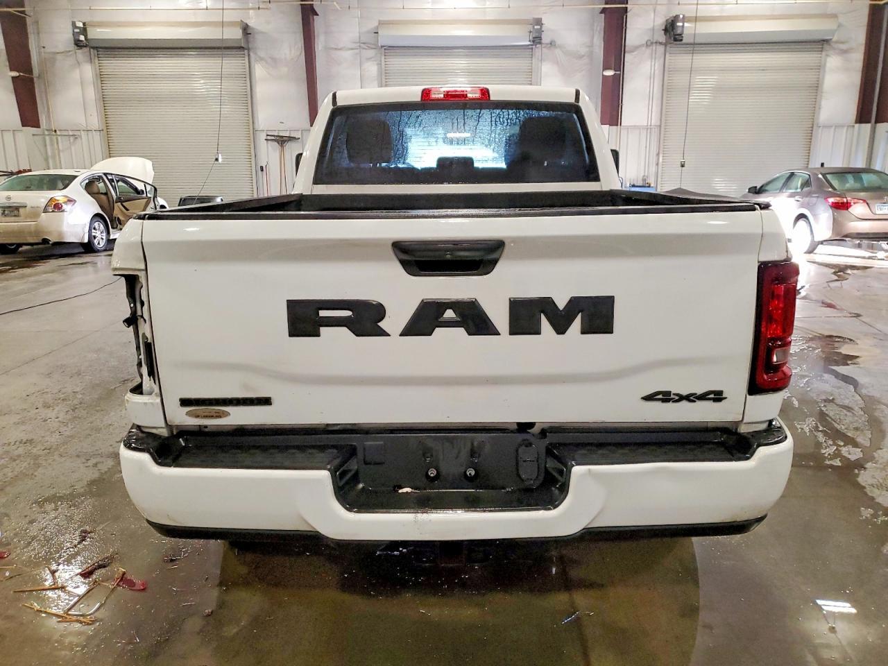 2025 Ram 2500 Big Horn - Фото 6