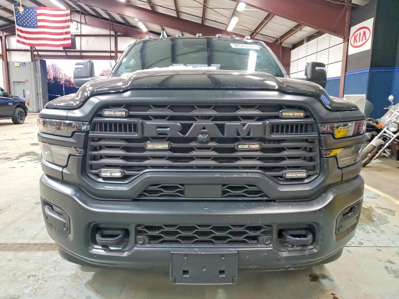 2025 Ram 2500 Tradesman - Фото 5