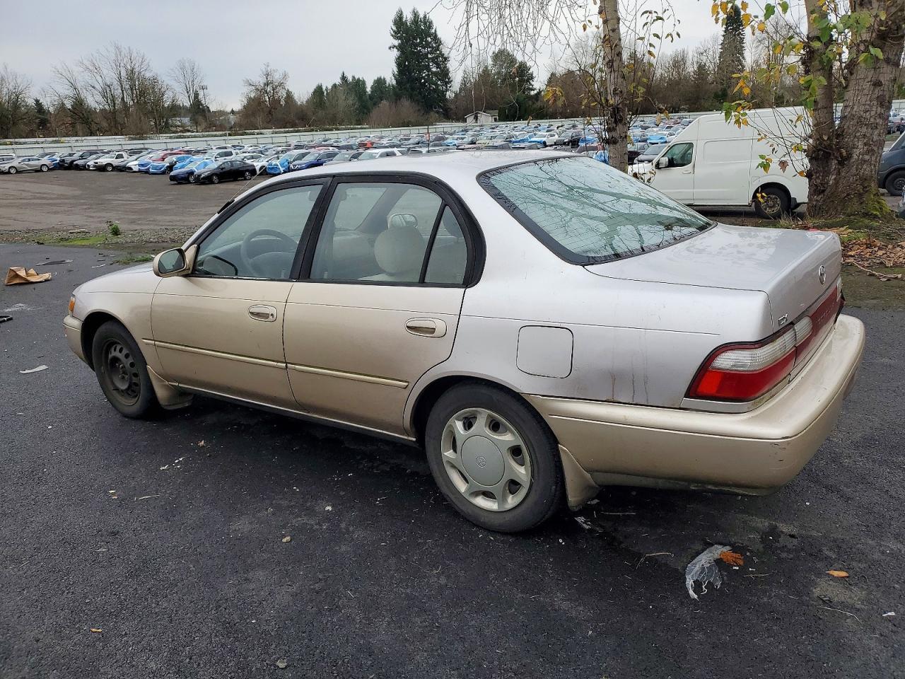 1996 Toyt Corolla Dx - Image 2
