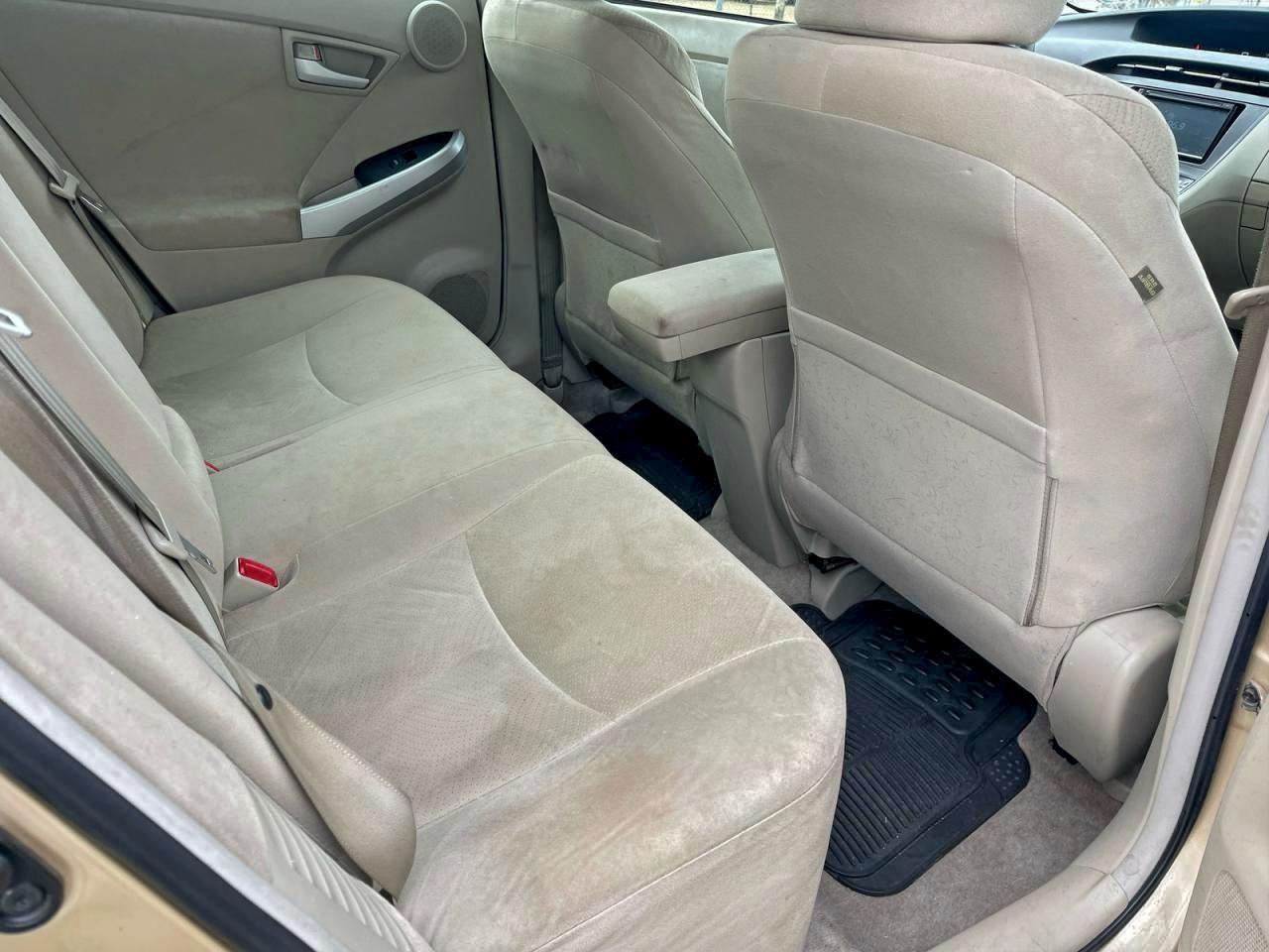 2011 Toyota Prius - Фото 6