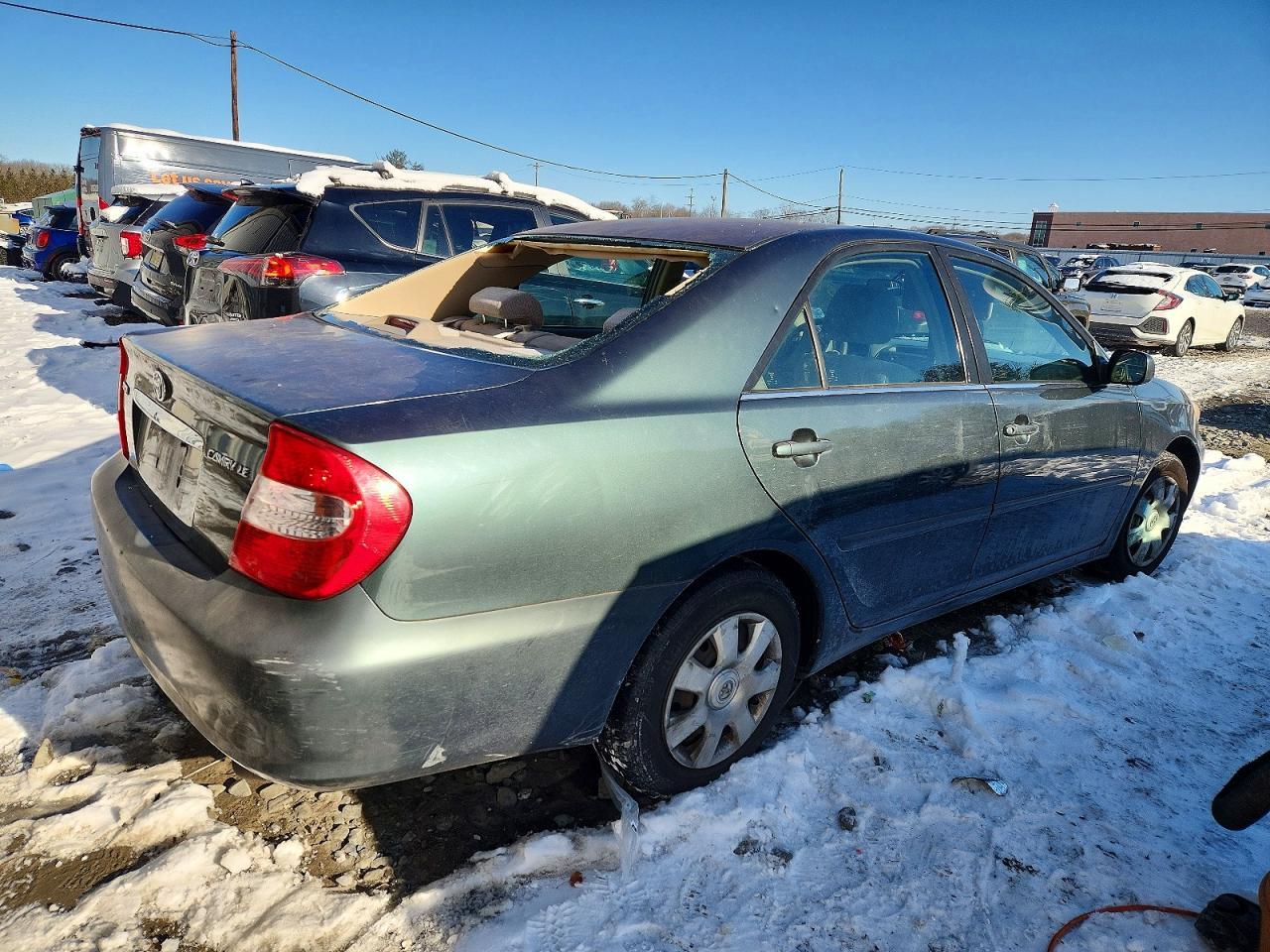 2002 Toyota Camry Le - Фото 3