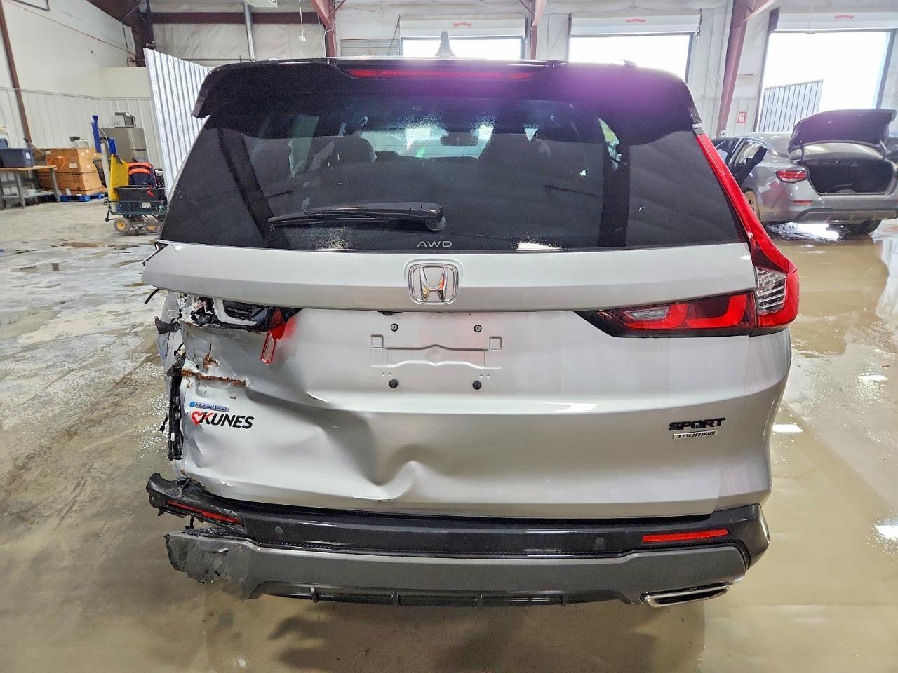 2025 Honda Cr-V Sport Touring - Фото 6