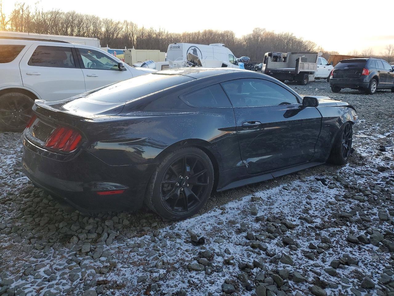 2017 Ford Mustang Gt - Фото 3