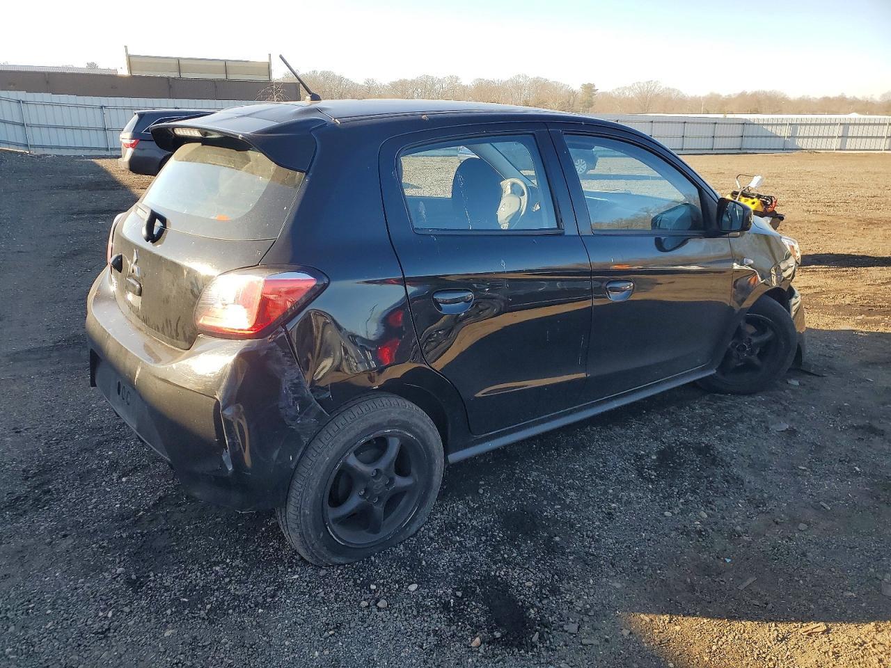 2021 Mitsubishi Mirage Es - Фото 3