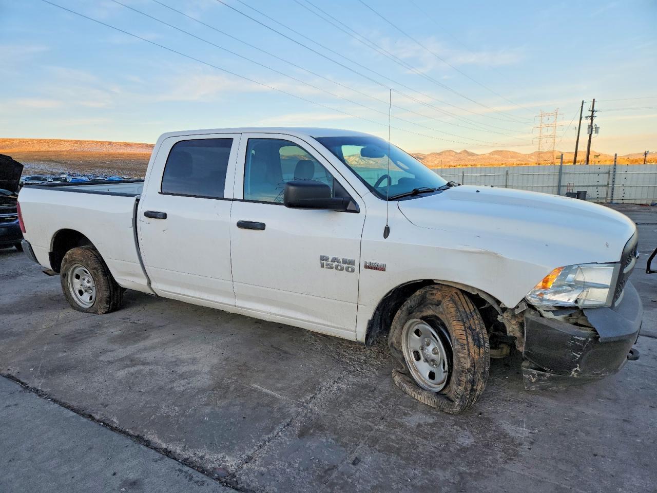 2018 Ram 1500 St - Фото 4