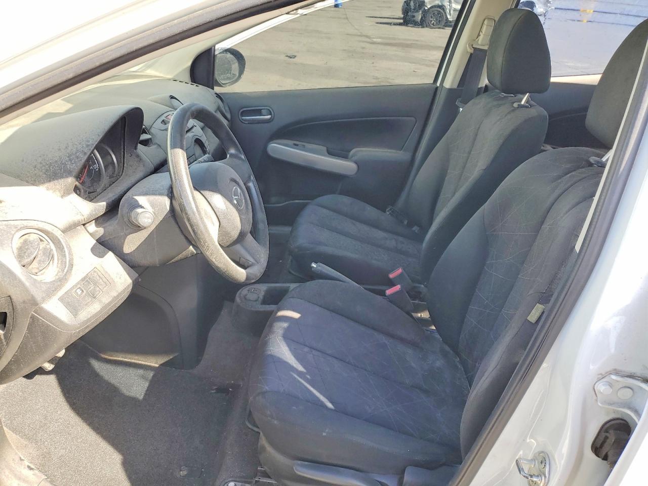 2013 Mazda Mazda2 - Фото 7