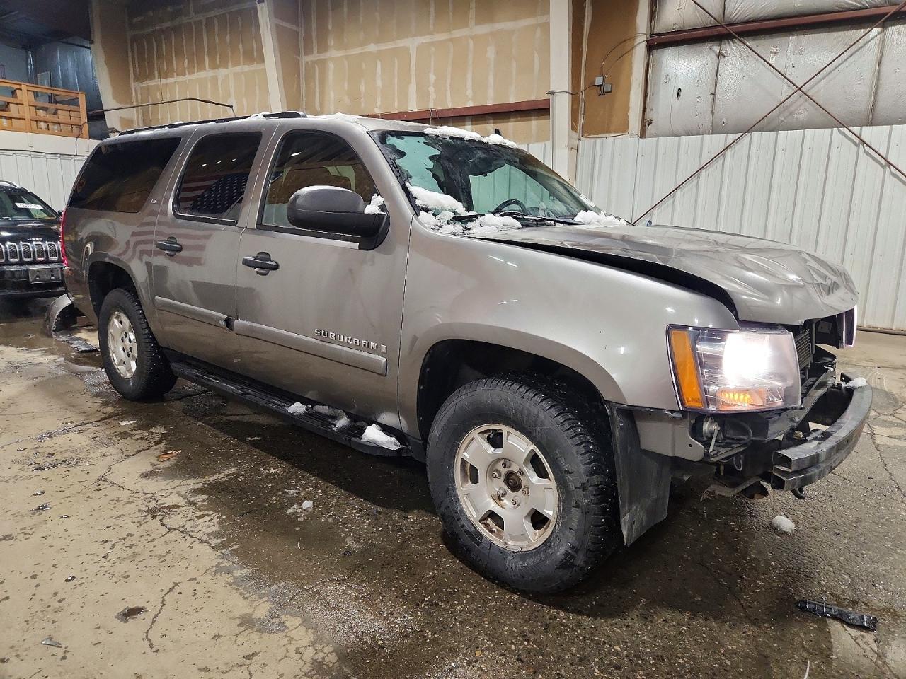2009 Chevrolet Suburban K1500 Ls - Фото 4