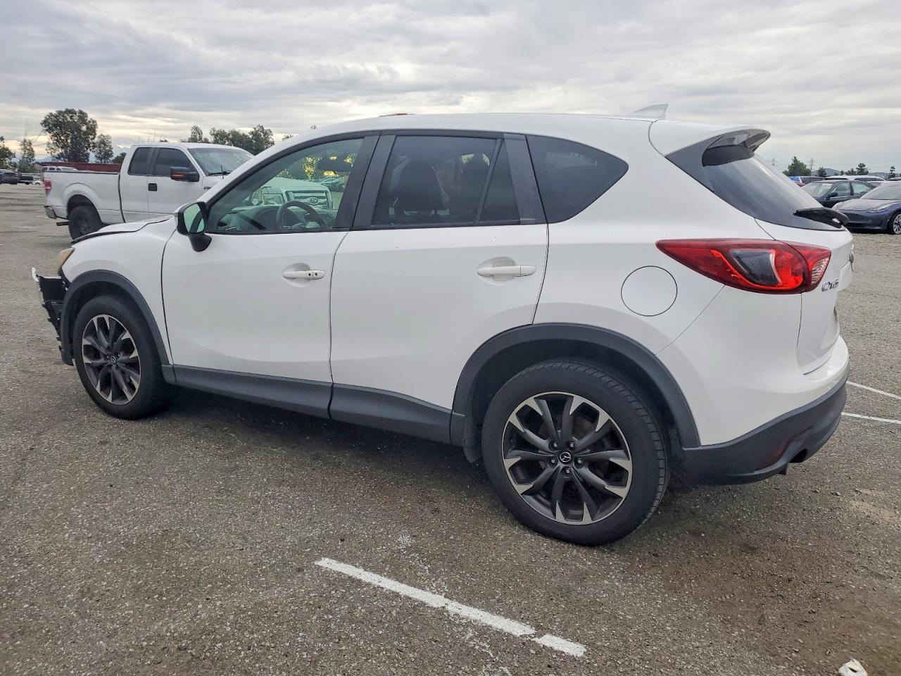 2016 Mazda Cx-5 Gt - Image 2