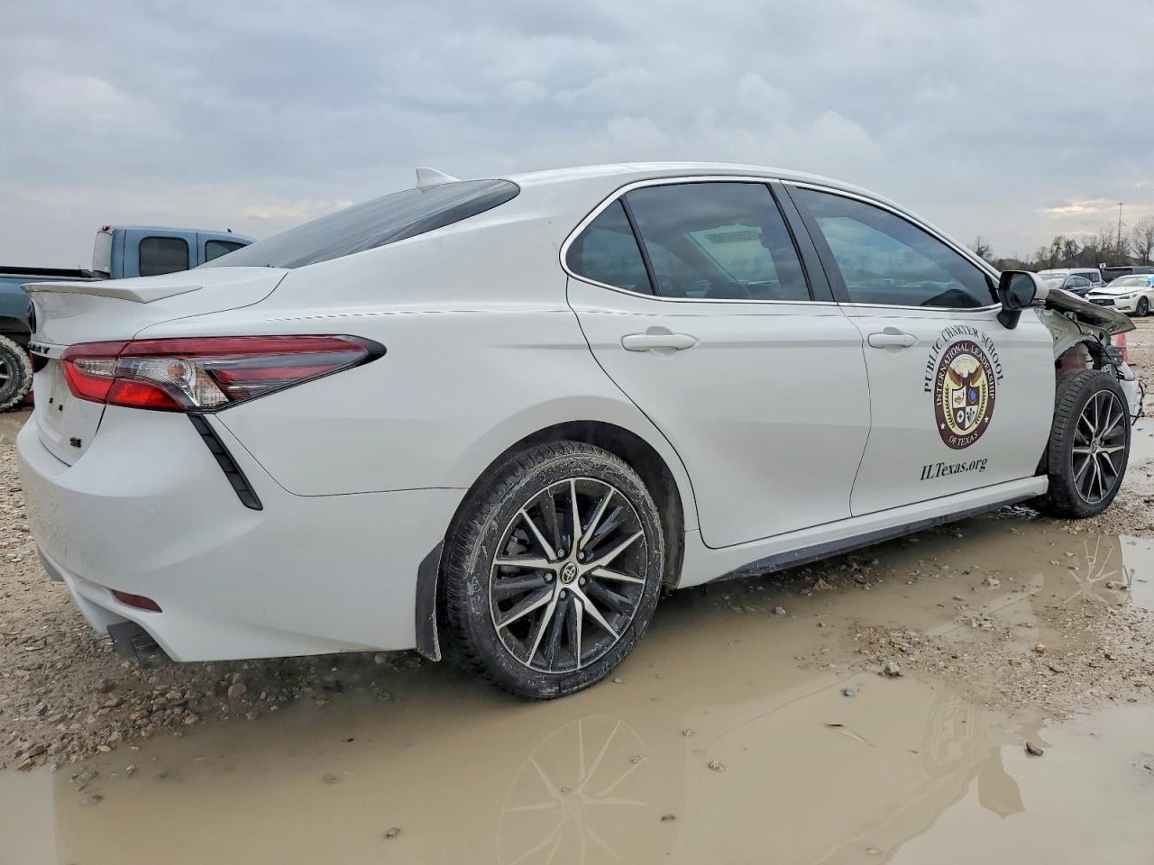 2023 Toyota Camry Se Night Shade - Image 3