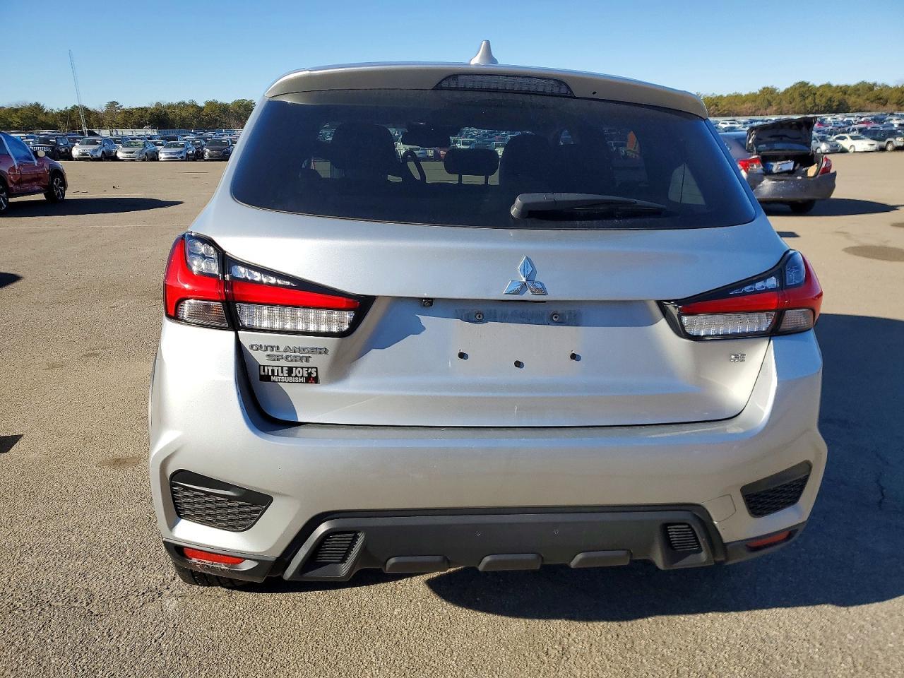 2022 Mitsubishi Outlander Sport Se - Фото 6