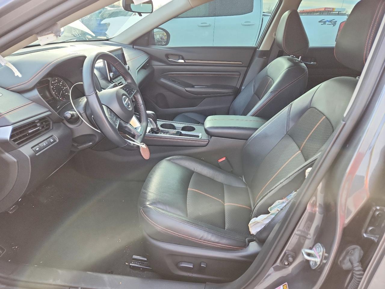 2022 Nissan Altima Sr - Image 7