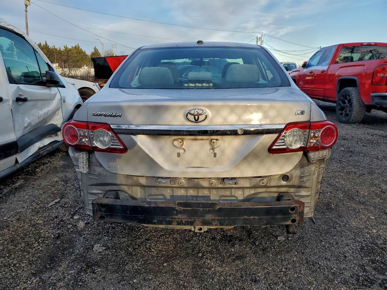 2011 Toyota Corolla - Фото 6