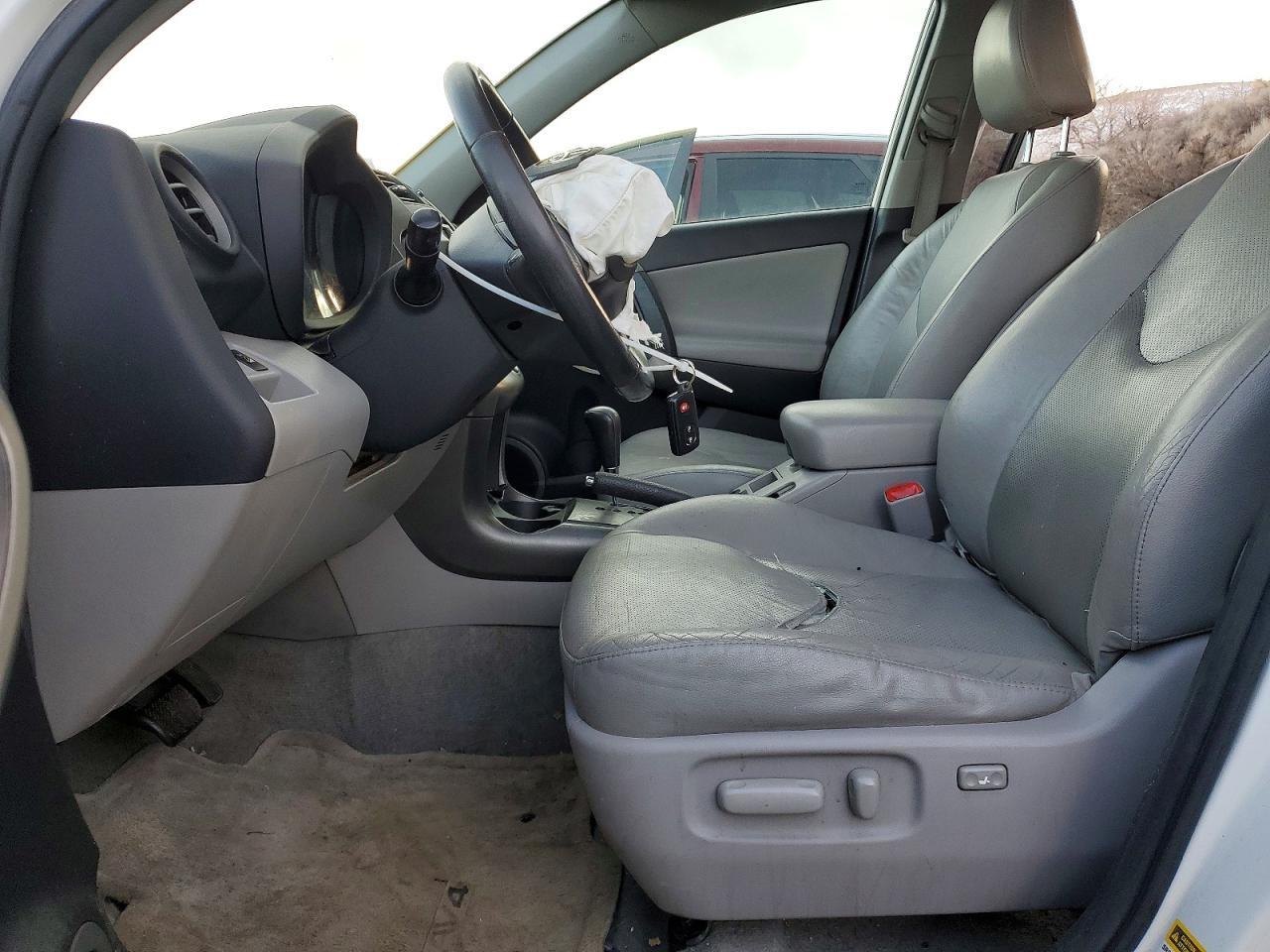 2011 Toyota Rav4 Limited - Фото 7