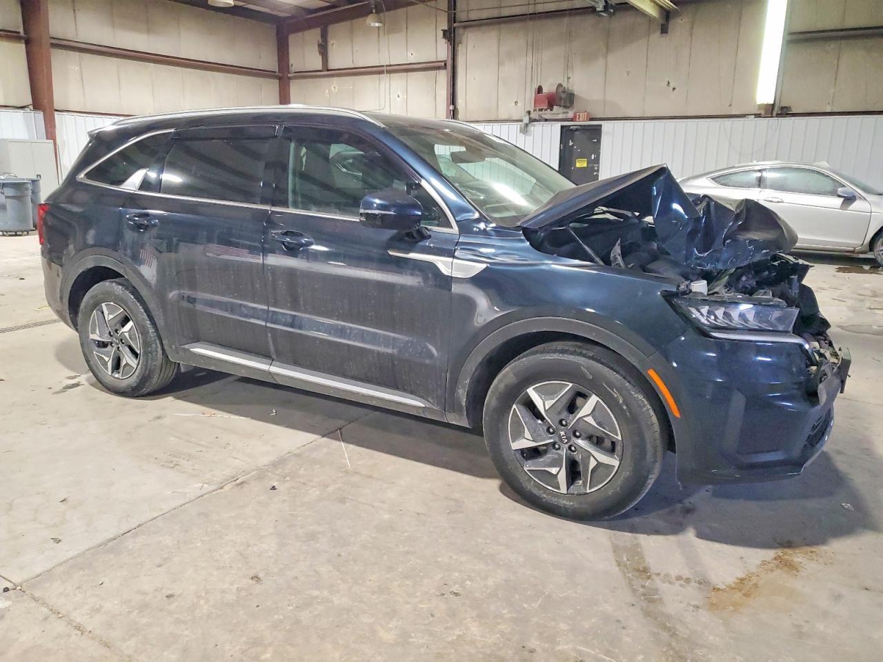 2021 Kia Sorento S - Фото 4