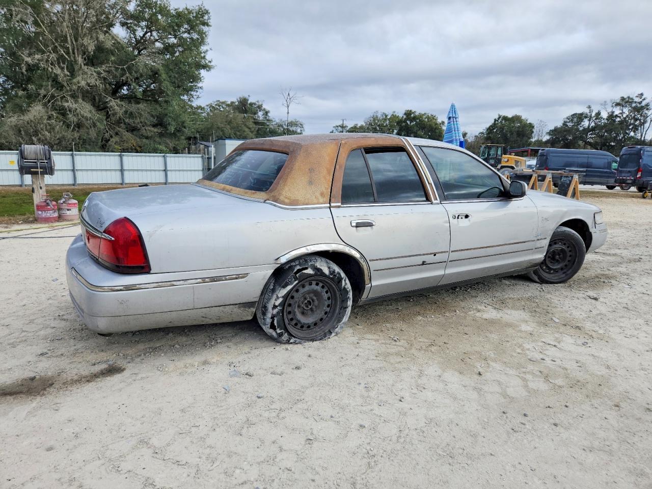 1998 Mercury Grand Marquis Gs - Фото 3