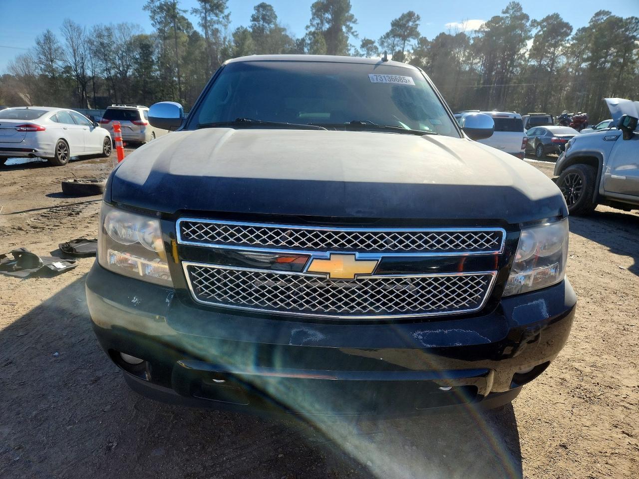 2013 Chevrolet Suburban C1500 Ltz - Image 5