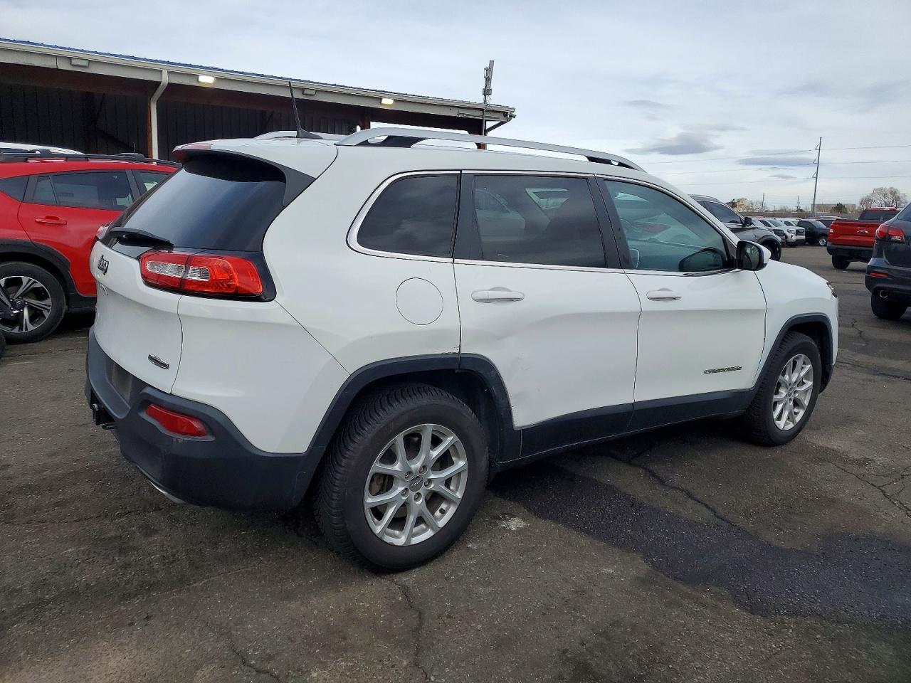 2017 Jeep Cherokee Latitude - Фото 3