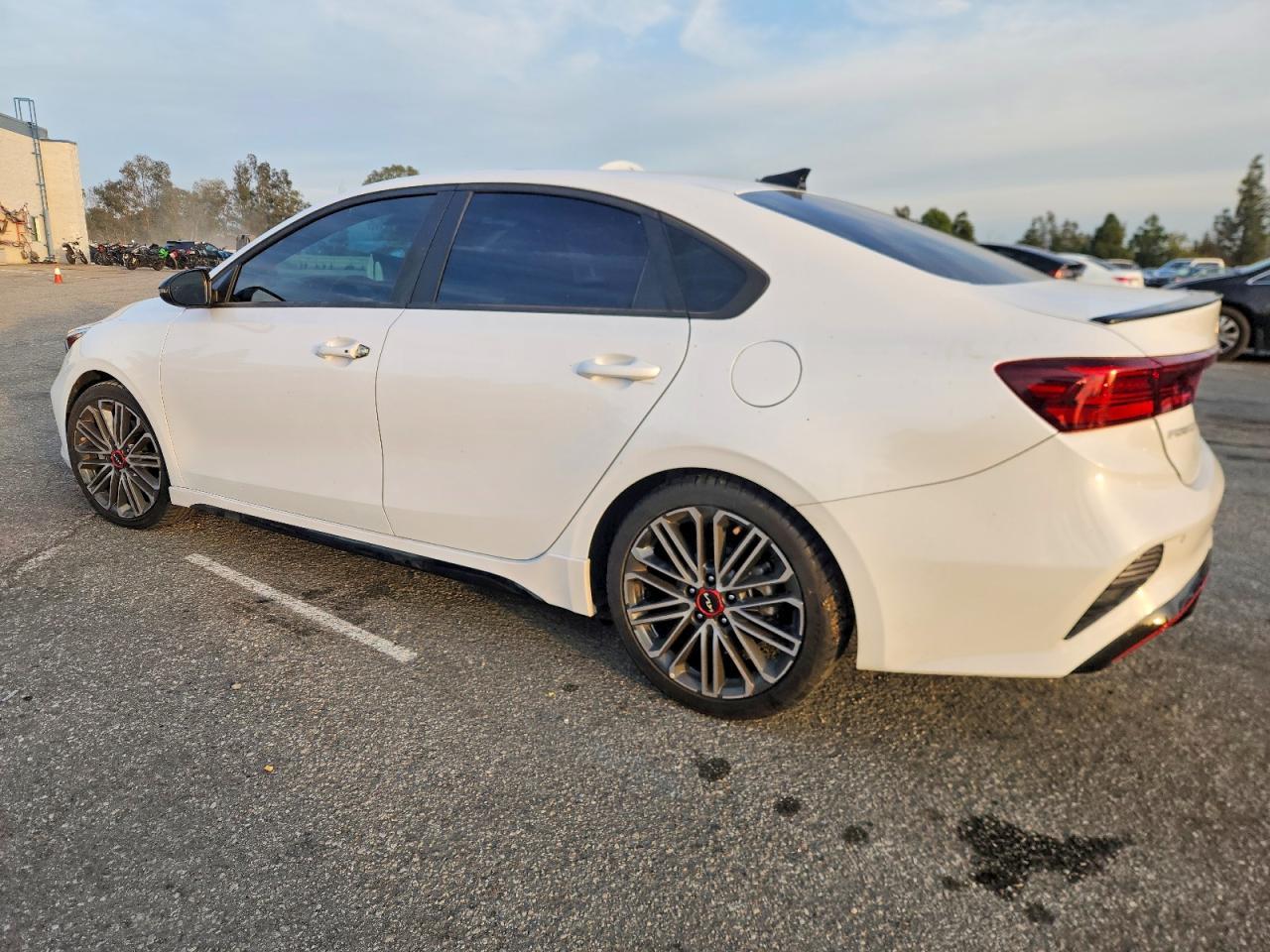 2022 Kia Forte Gt - Фото 2