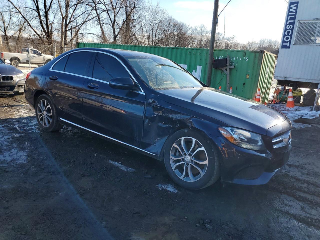 2016 Mercedes-Benz C 300 4Matic - Фото 4