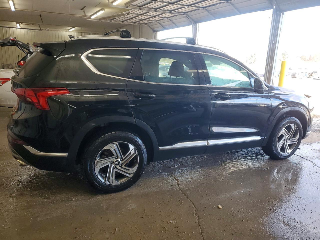 2021 Hyundai Santa Fe Sel - Image 3