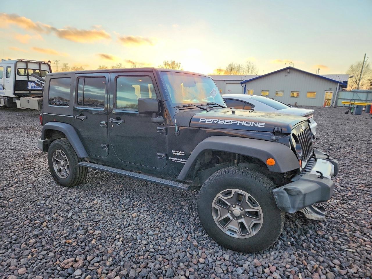 2009 Jeep Wrangler Unlimited Sahara - Image 4