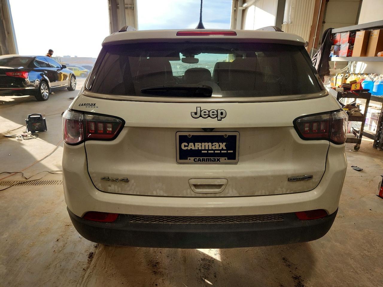 2022 Jeep Compass Latitude Lux - Фото 6