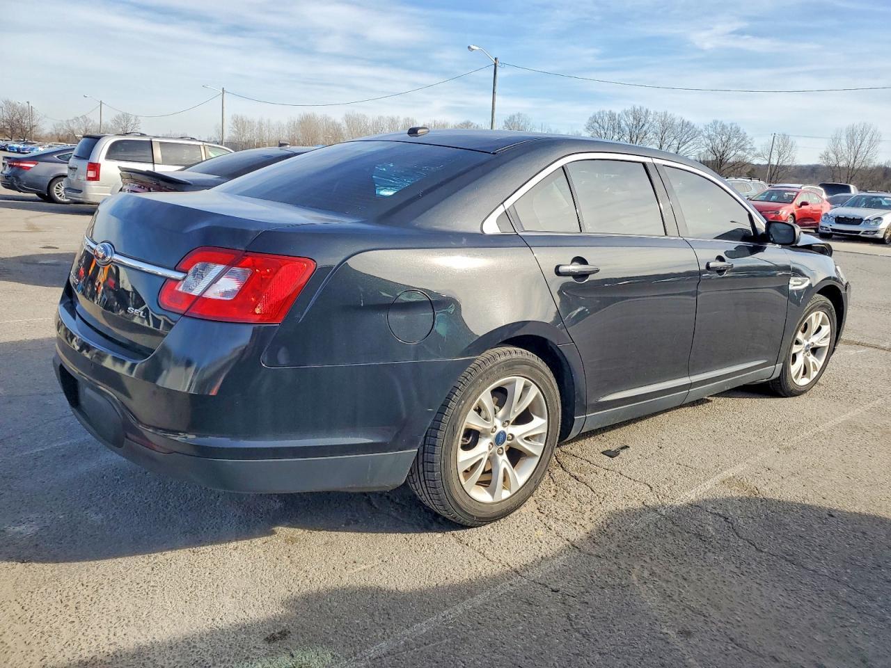 2011 Ford Taurus Sel - Image 3