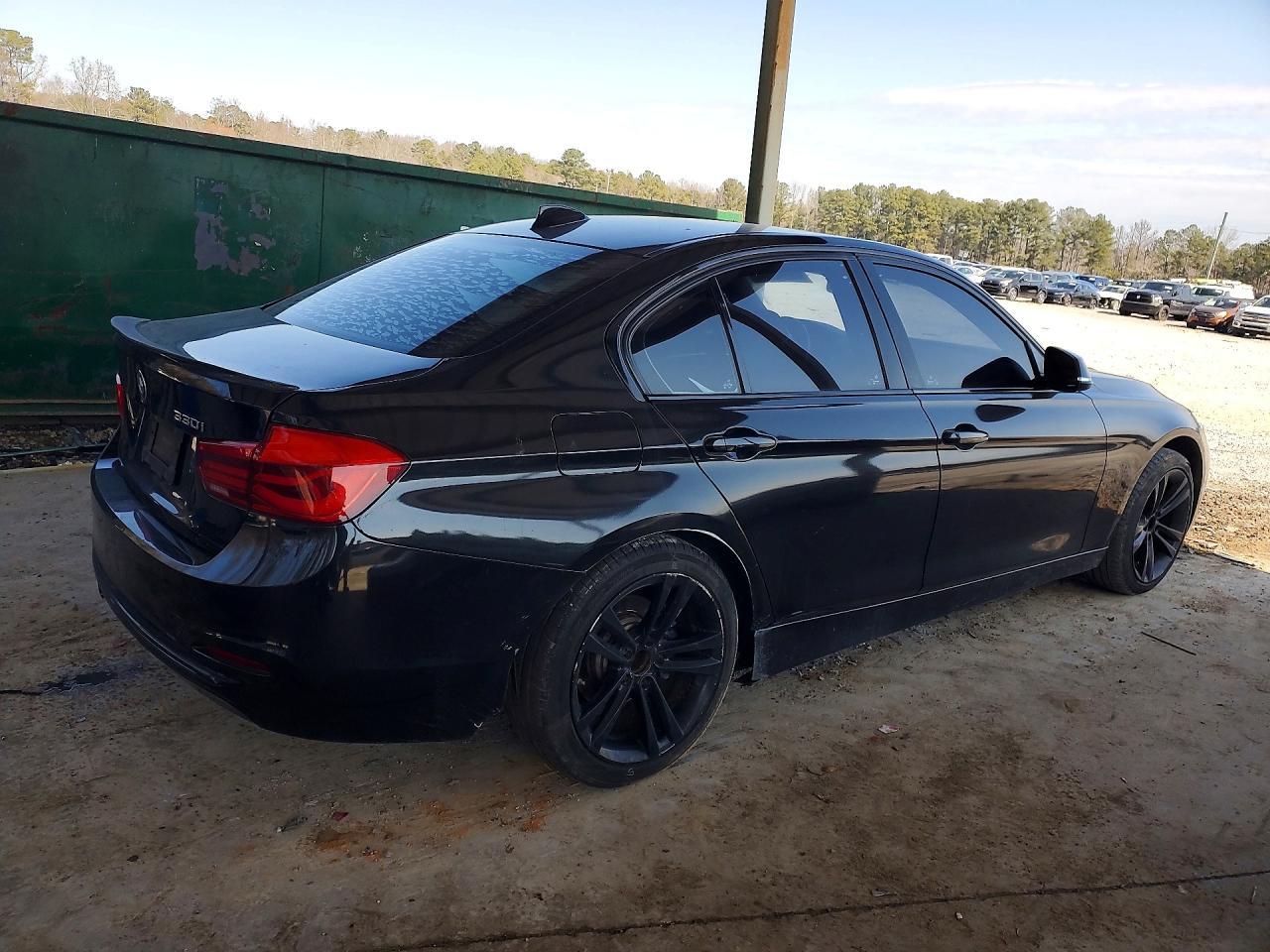 2018 BMW 330 I - Фото 3