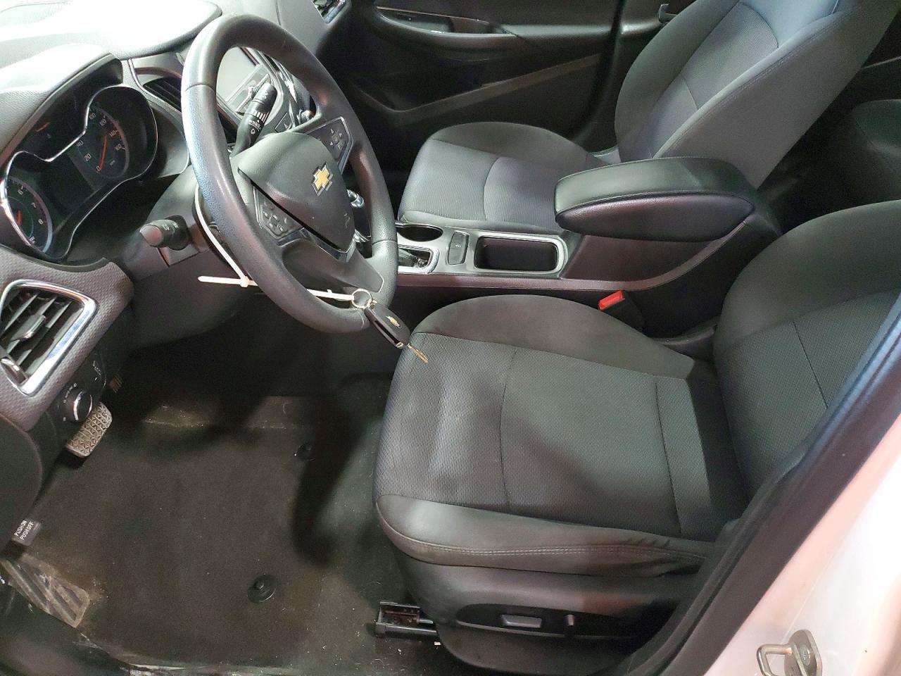 2018 Chev Cruze - Фото 7
