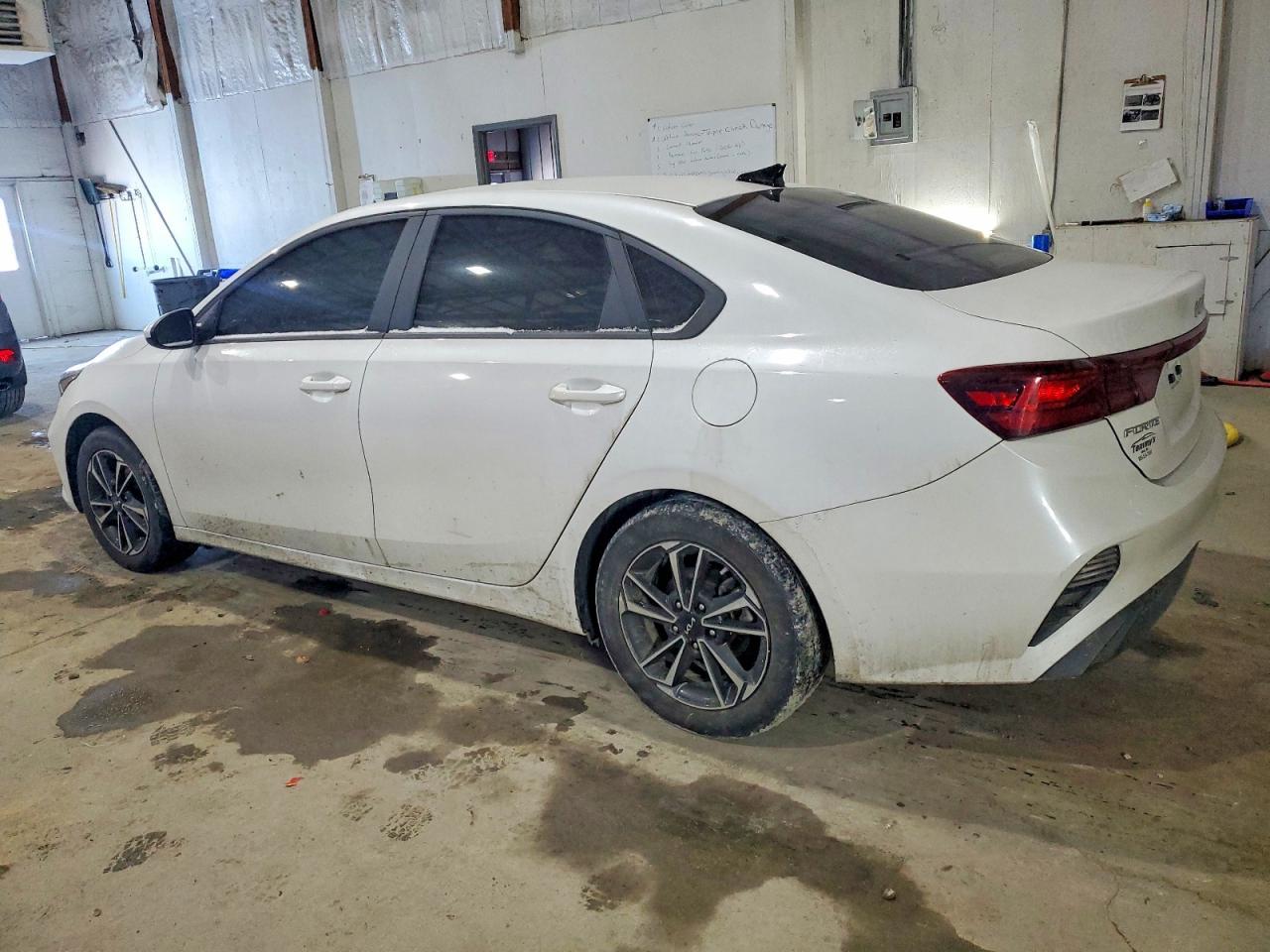 2024 Kia Forte Lx - Image 2
