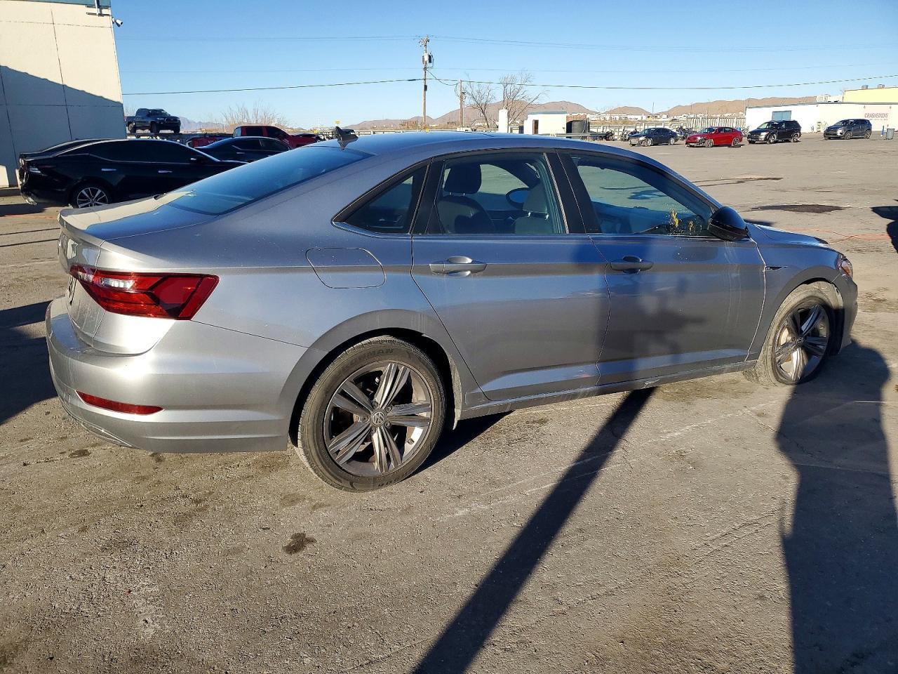 2021 Volkswagen Jetta S - Фото 3