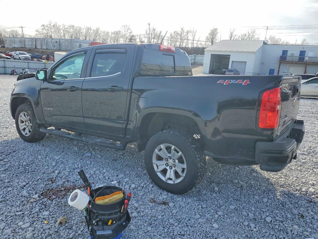 2019 Chevrolet Colorado Lt - Фото 2