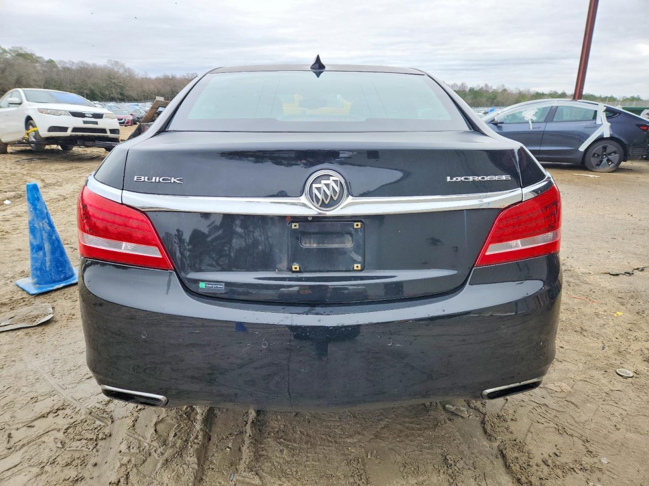2016 Buick Lacrosse - Фото 6