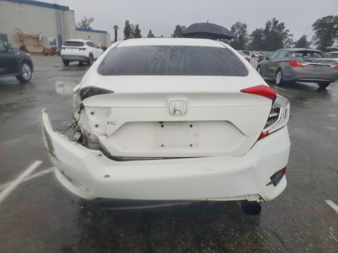 2017 Honda Civic Lx - Image 6