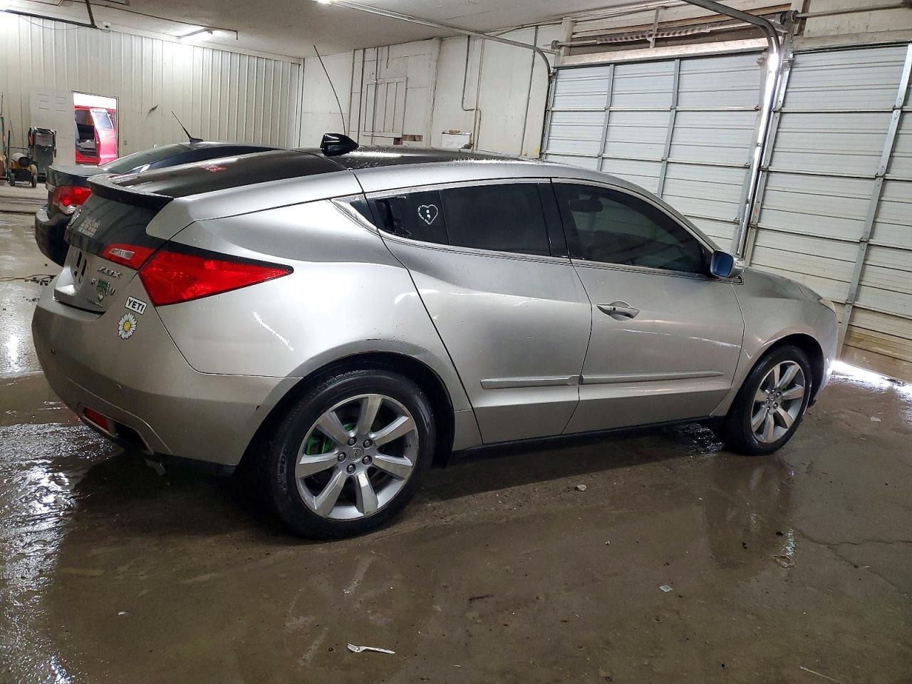 2010 Acura Zdx Technology - Image 3