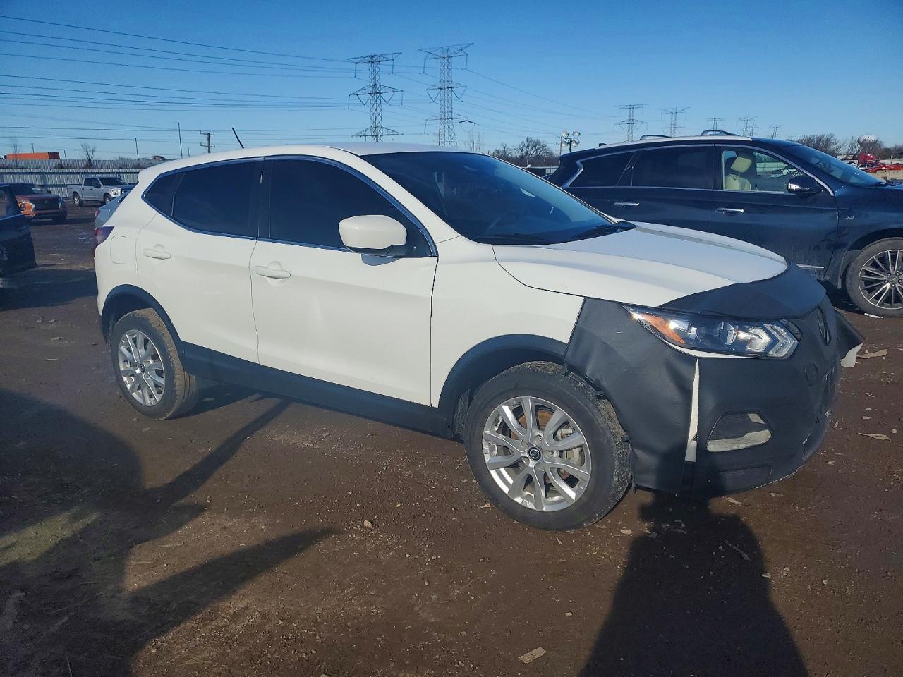 2021 Nissan Rogue Sport S - Фото 4