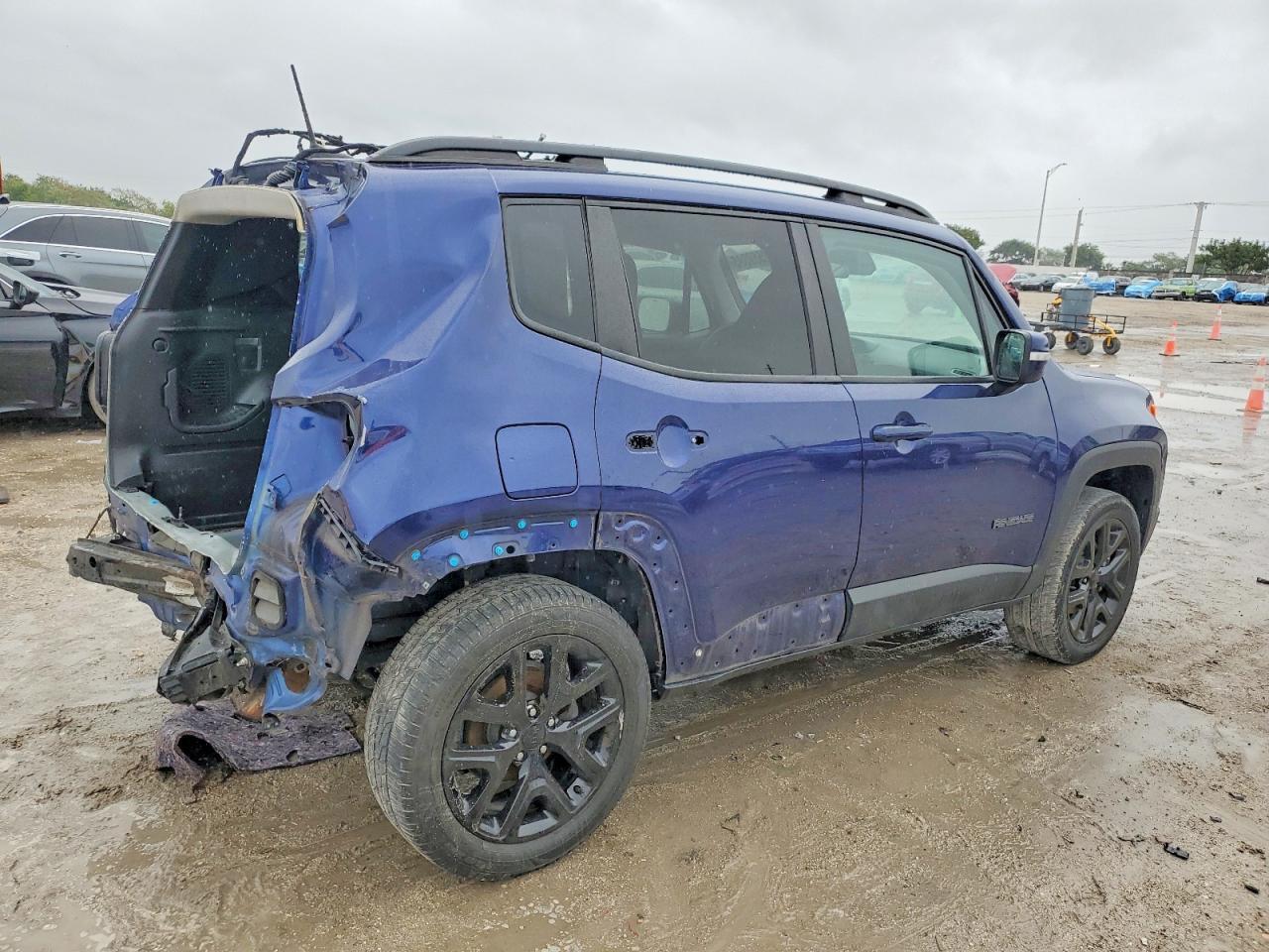 2018 Jeep Renegade Latitude - Фото 3