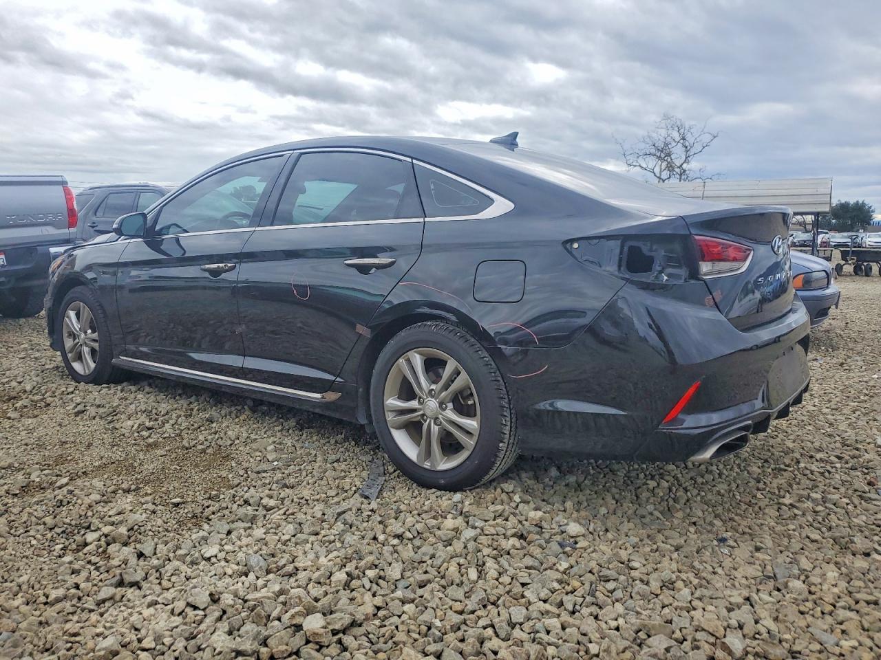 2018 Hyundai Sonata Sport - Image 2